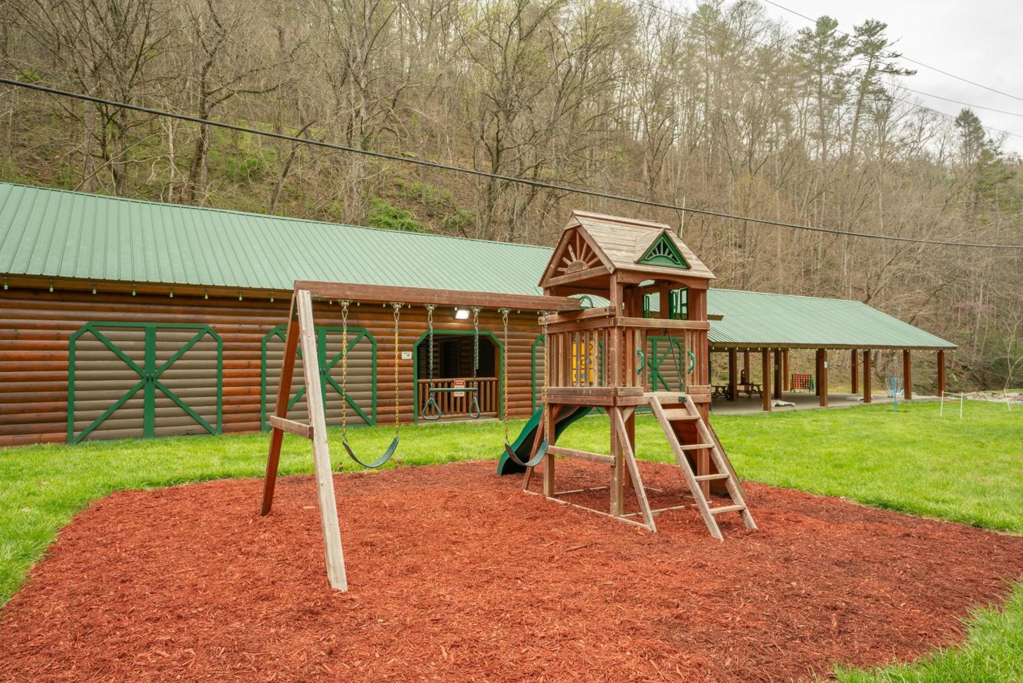 Hawks Nest Mountain Cabin Sevierville Eksteriør billede